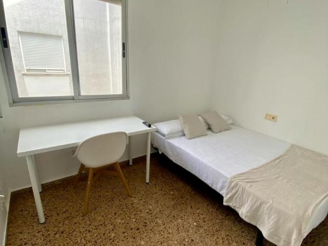 Habitación en alquiler en Mont Vedat, l'Horta Sud