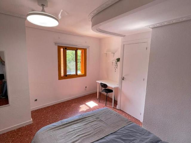 Habitación en alquiler en Xirivella, Barri del Mont de Pietat