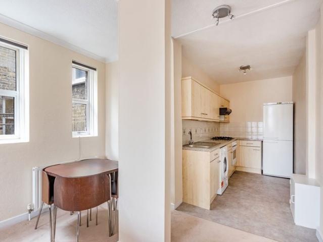 Apartment for rent in Balham, Greater London