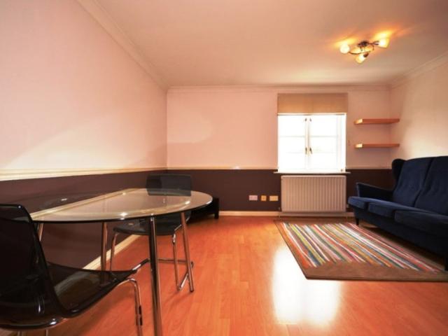 Apartment for rent in Stepney, Greater London