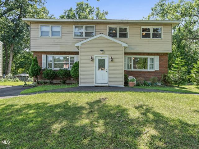 House for sale in Colonie, New York