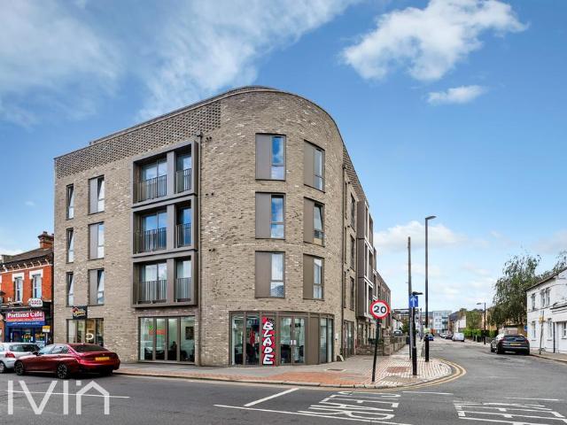 Apartment for rent in London Borough of Croydon, Greater London