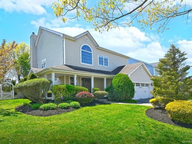 House for sale in Huntington, New York