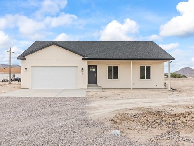 House for sale in Sigurd, Utah