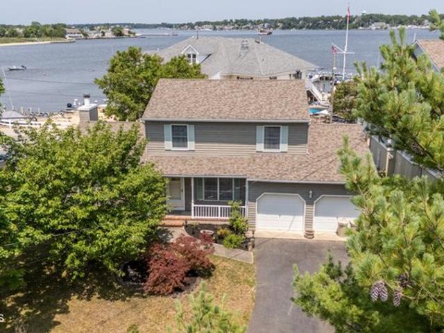 House for sale in Ocean Gate, New Jersey