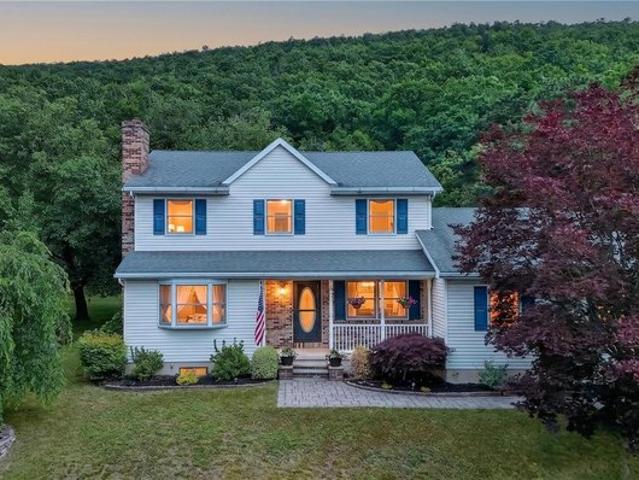House for sale in Carbon, Pennsylvania