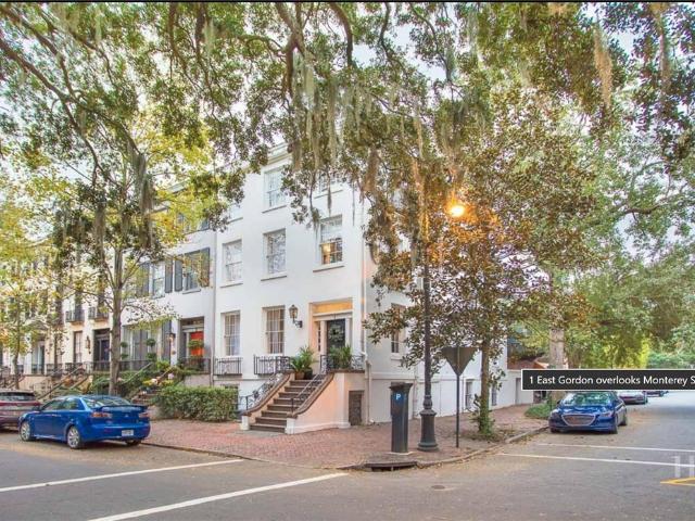 Condo for sale in Savannah Historic District, Savannah