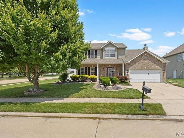 House for sale in Edwardsville, Illinois