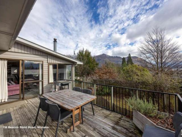 House for sale in Otakou