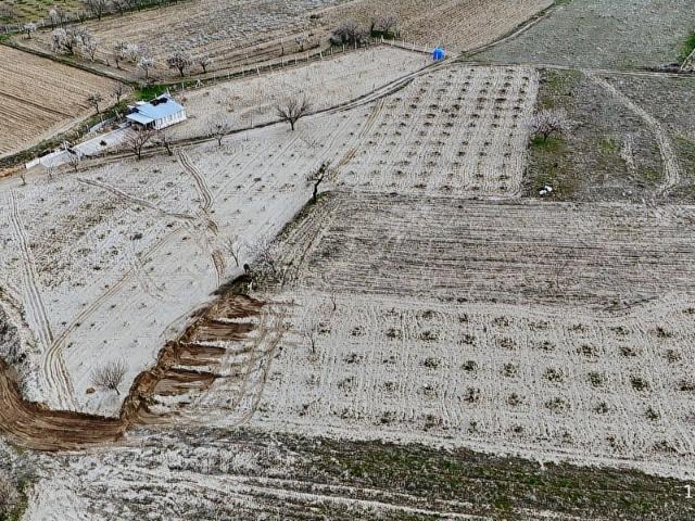 Gülşehir İlçe Merkezi, Çat Beldesi içerisinde satılık mülk