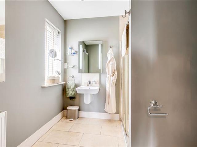 Detached House for sale in Malahide, North Tipperary