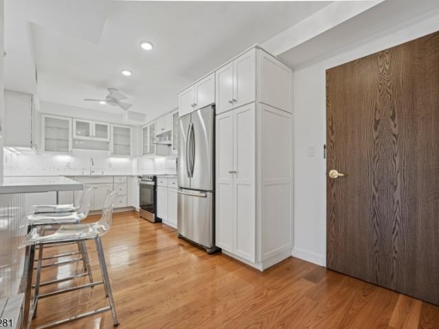 Condo for sale in Summit, New Jersey