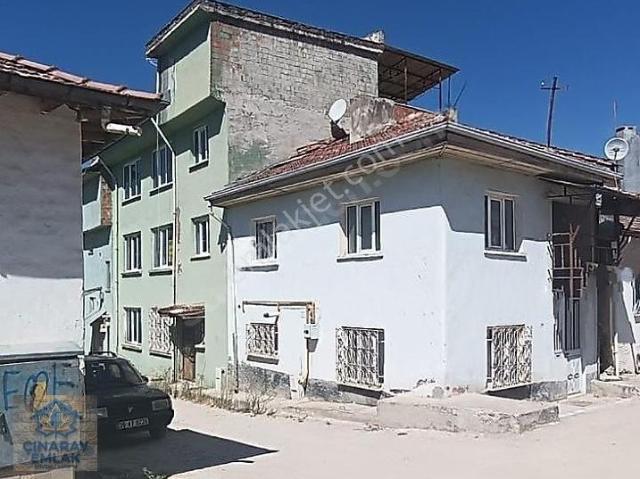 Söğüt içerisinde satılık Bina