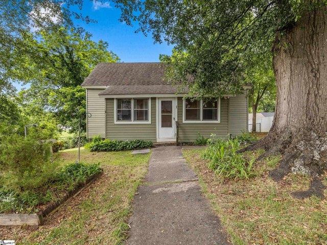 House for sale in Inman, South Carolina