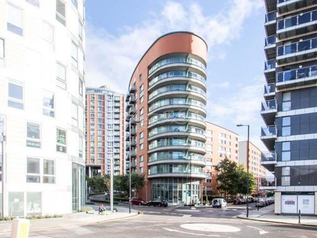 House for rent in Blackwall, Greater London