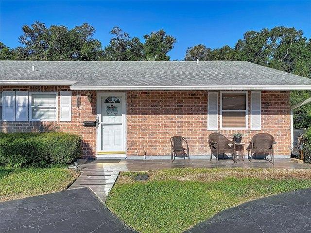 Condo for sale in Deland, Florida