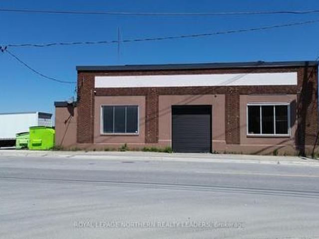 Commercial for rent in Connaught, Ontario