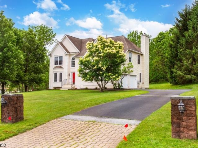 House for sale in Lafayette, New Jersey