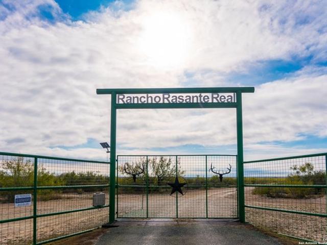 Farm for sale in Kinney, Texas