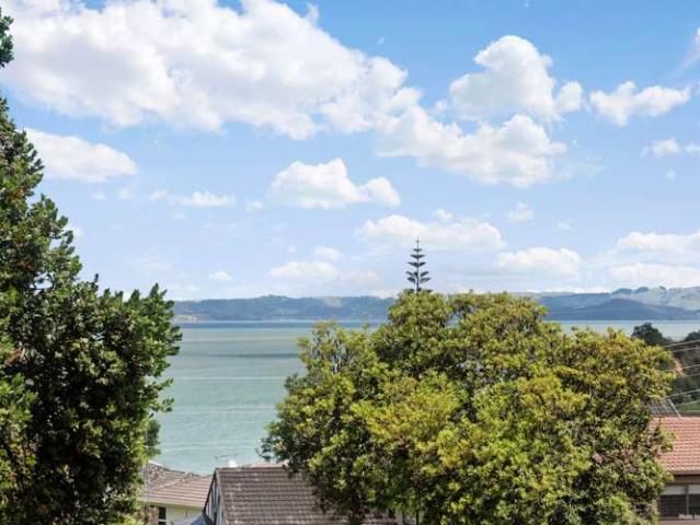 House for sale in Blockhouse Bay