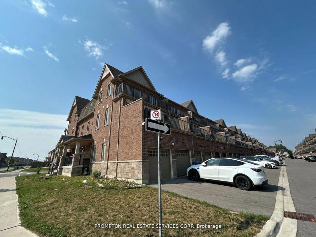 Townhouse for sale in Woburn, Ontario