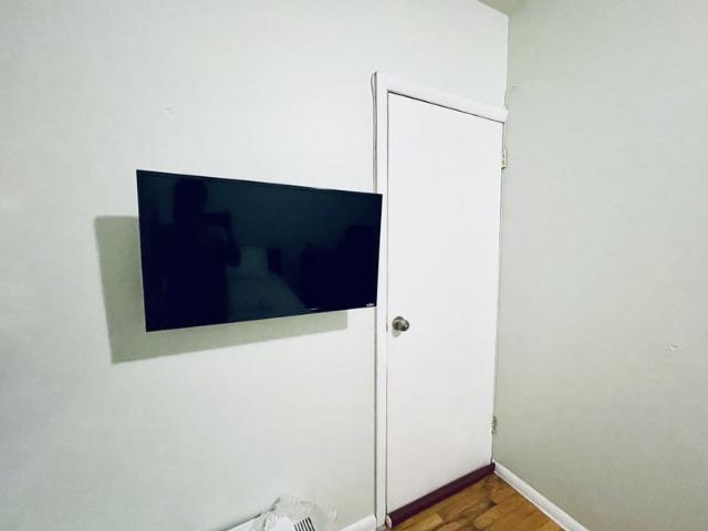Room for rent in Arverne, New York