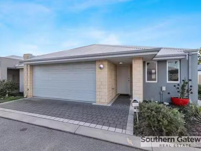House for rent in Kwinana Town Centre, Western Australia