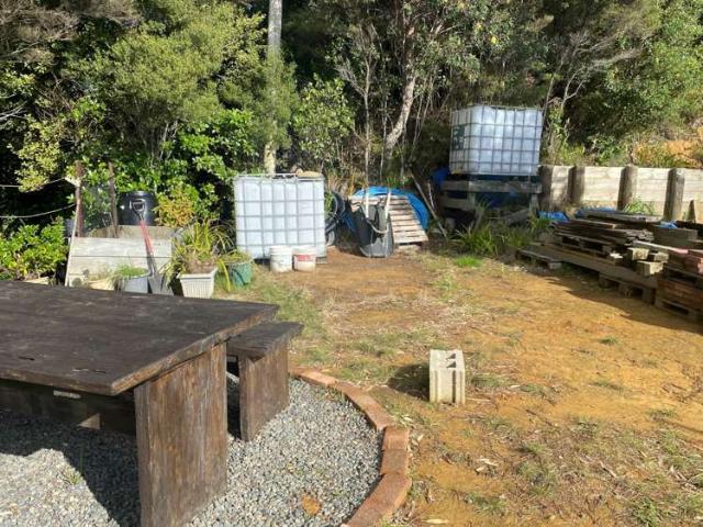 Land for sale in Awhitu, Oroua County