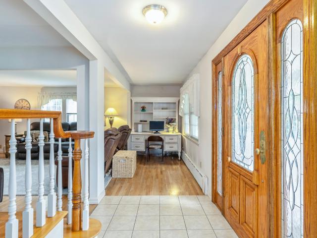 Commercial for sale in Nesconset Commercial for sale in Nesconset
