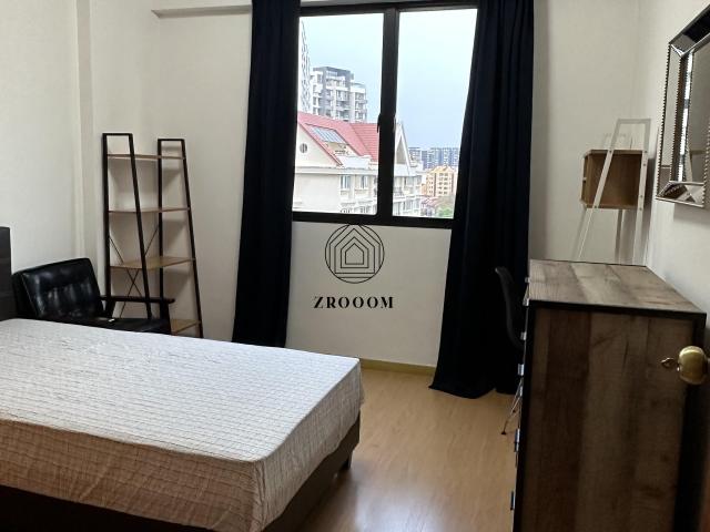 Apartment for rent in Macpherson