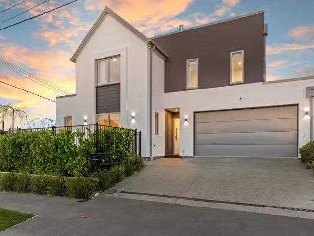 House for sale in Heathcote, Canterbury