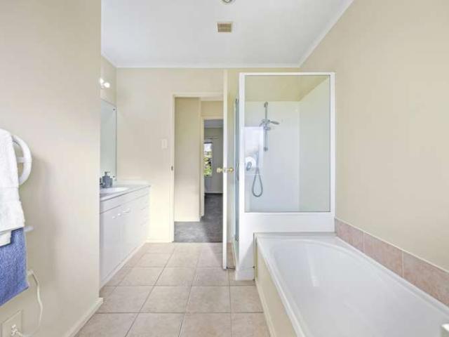 House for sale in Howick, Oroua County
