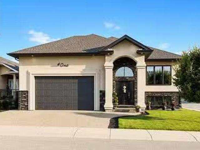 House for sale in Prince Albert, Saskatchewan
