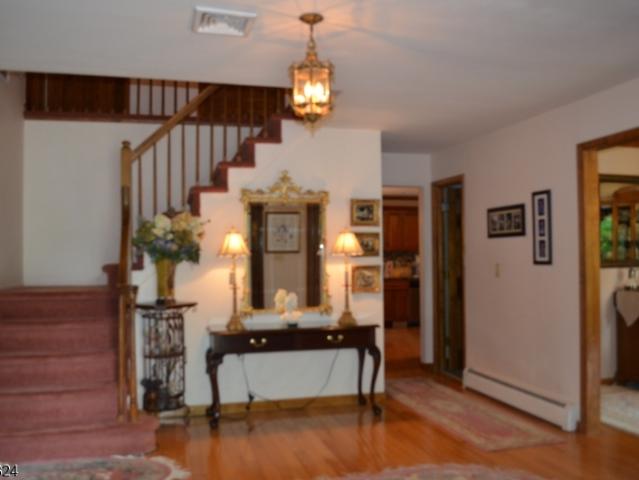 House for sale in Cedar Knolls, New Jersey