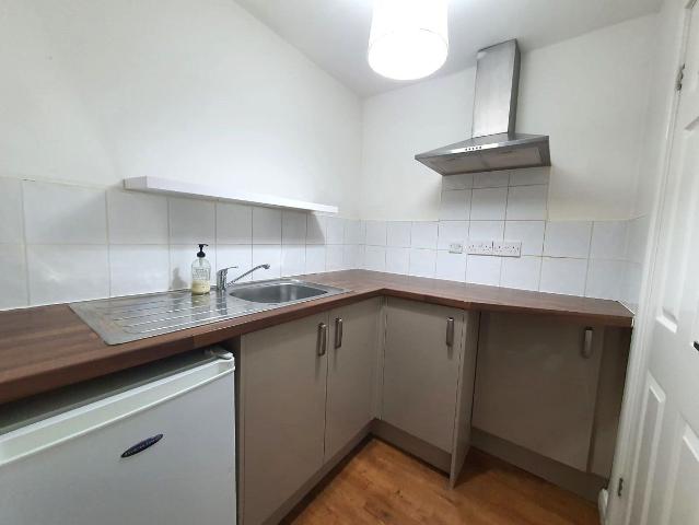 Studio for rent in City Centre, Wheatley