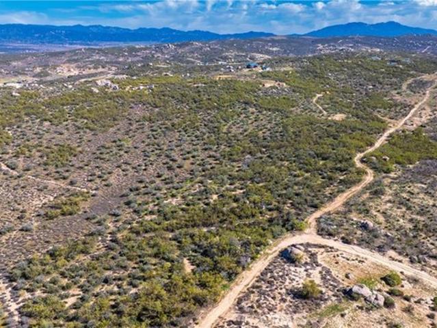 Land for sale in Aguanga, California