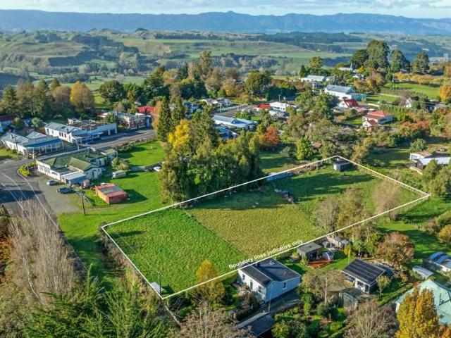 Land for sale in Kimbolton
