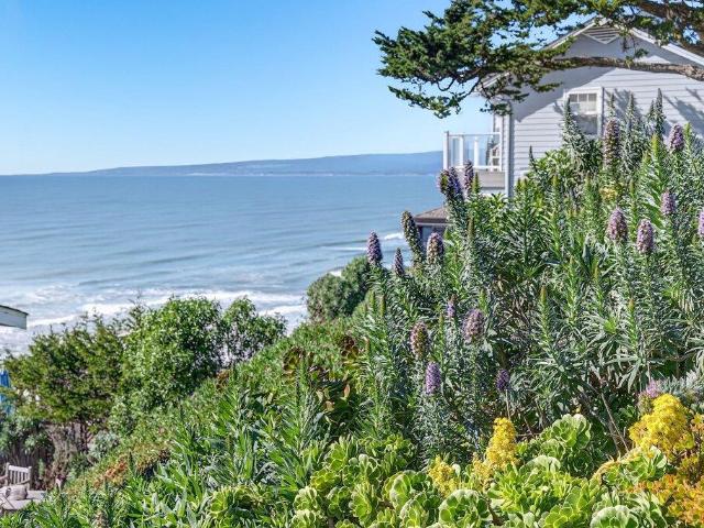 House for sale in Freedom, California