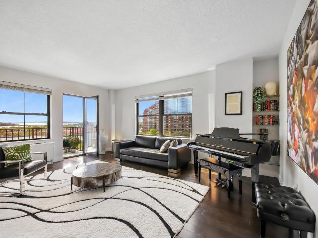 Condo for sale in Hudson, New Jersey