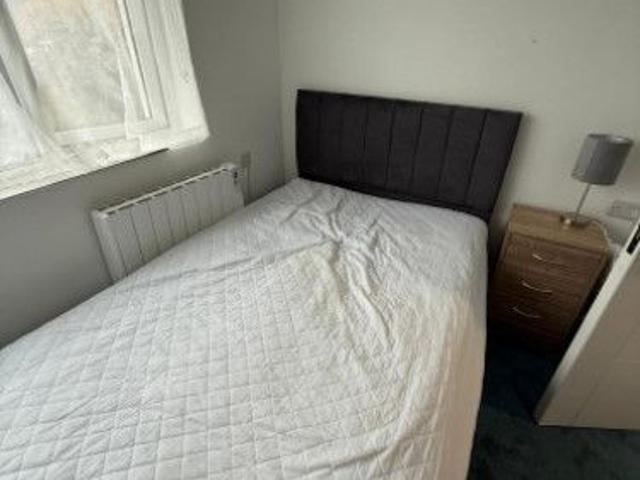 Room to rent in Gaillimh, Connacht