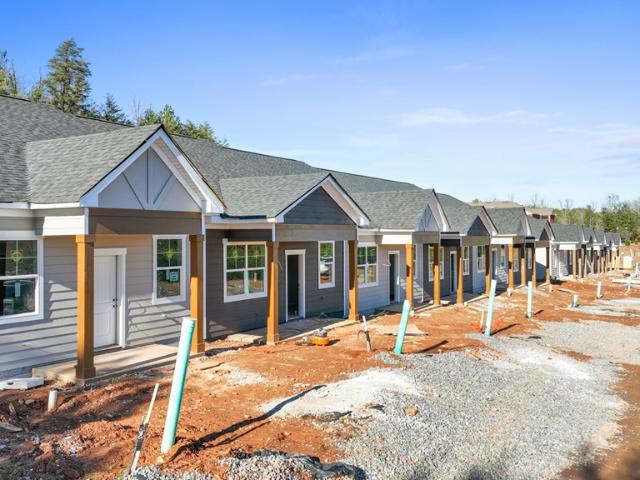 Townhouse for sale in Blue Ridge, Georgia