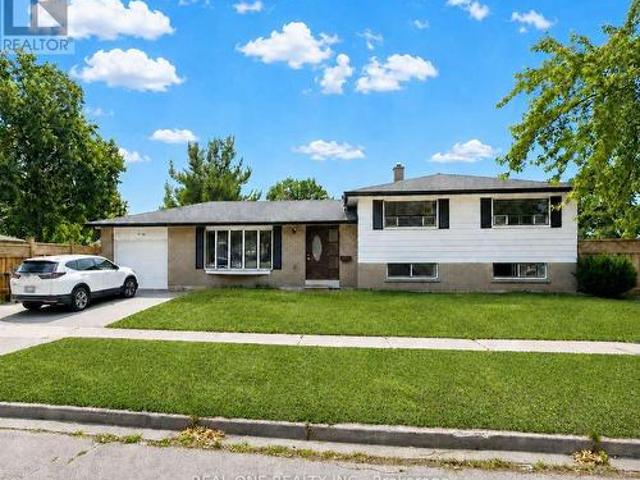 House for sale in Woburn, Ontario