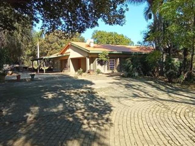 Land for rent in Waterkloof, Gauteng