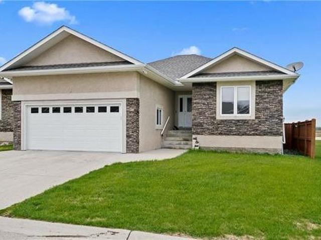 House for sale in Springfield, Manitoba