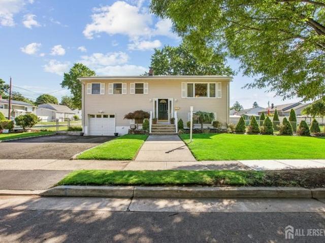 House for sale in Piscataway, New Jersey