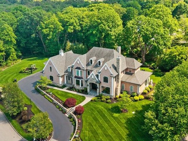 House for sale in Lynnfield, Massachusetts