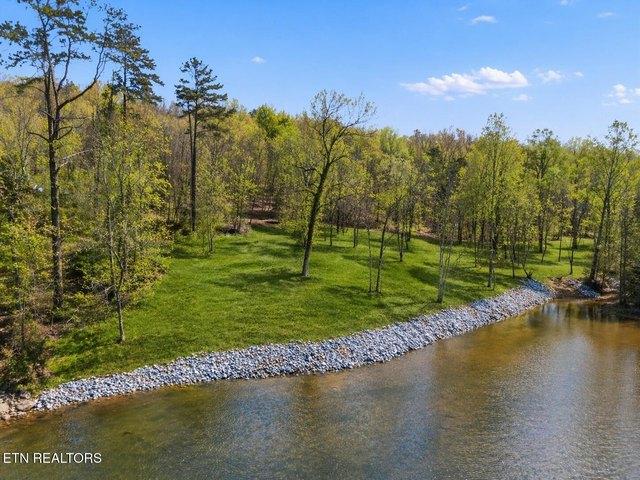 Farm for sale in Lenoir City, East Tennessee