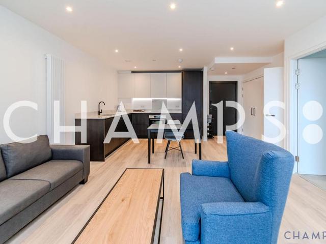 Apartment for rent in London Borough of Ealing, Park Royal