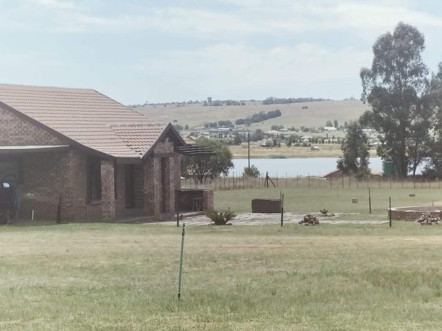 1 Hectare Plot For Sale In Naauwpoort, Mpumalanga Area 1 Hectare Plot For Sale In Naauwpoort, Mpumalanga Area