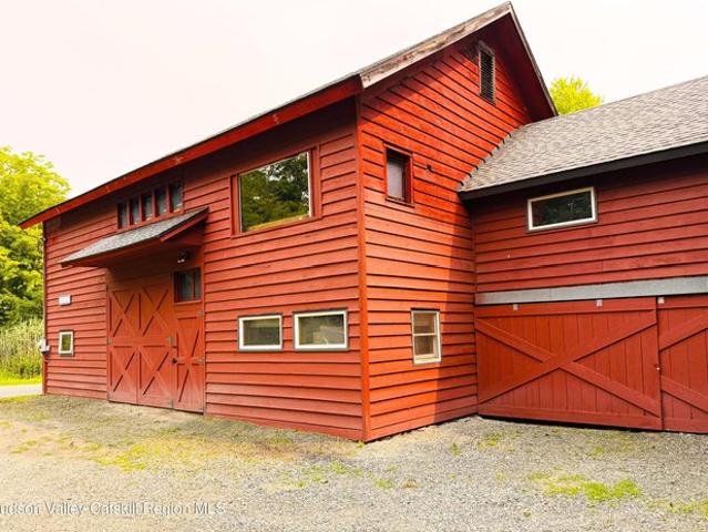 House for sale in Bloomington, New York